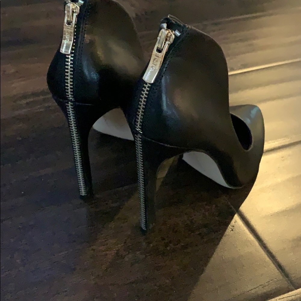 BCBG HEELS